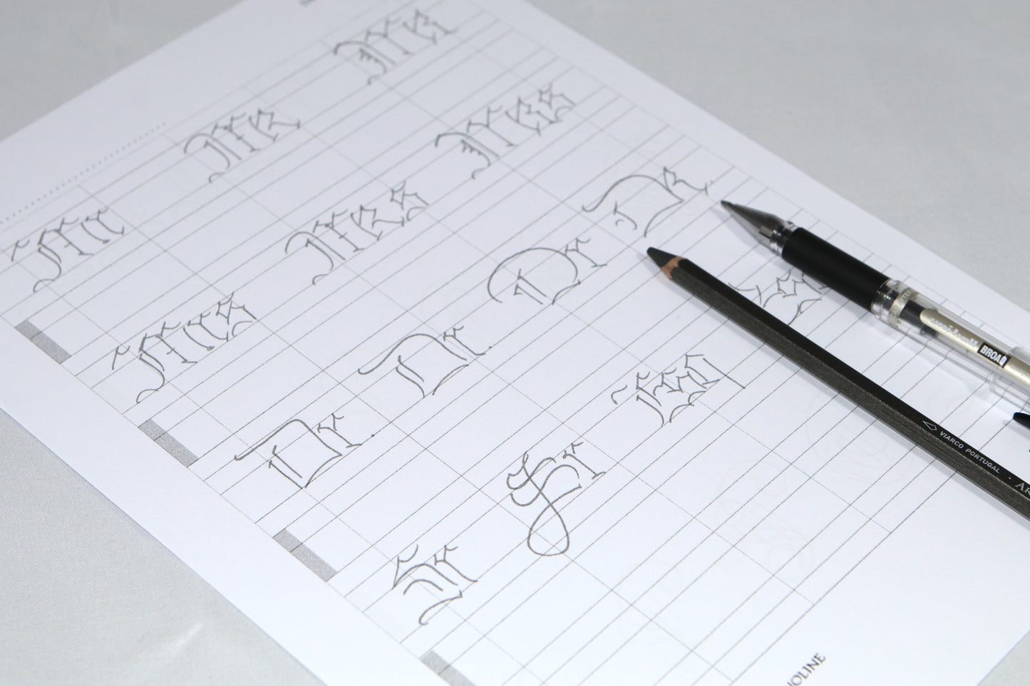 PAScribe - Textualis Quadrata - Worksheets & Grids - Monoline