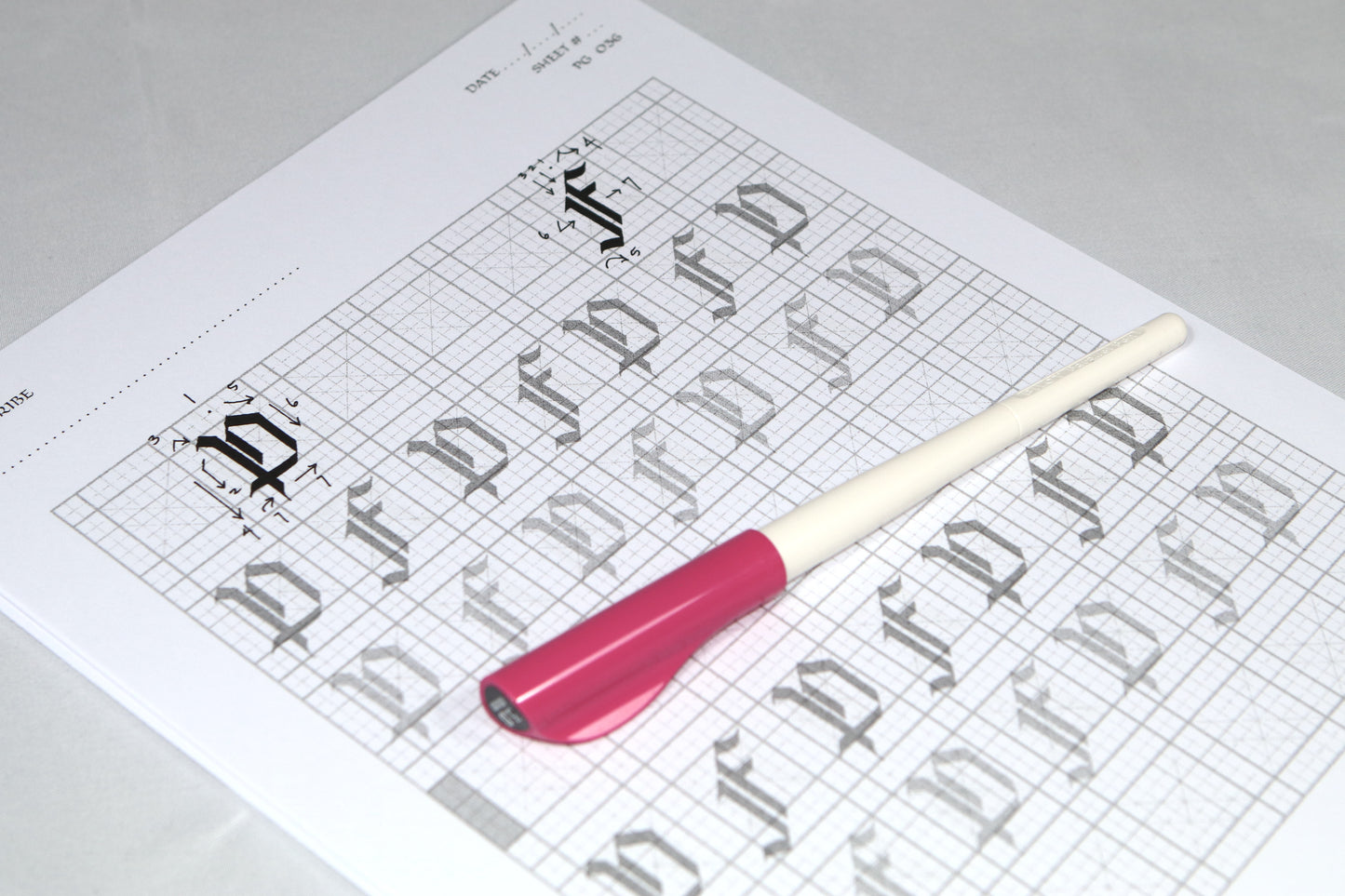 PAScribe - Textualis Quadrata - Worksheets & Grids - Broad Edged